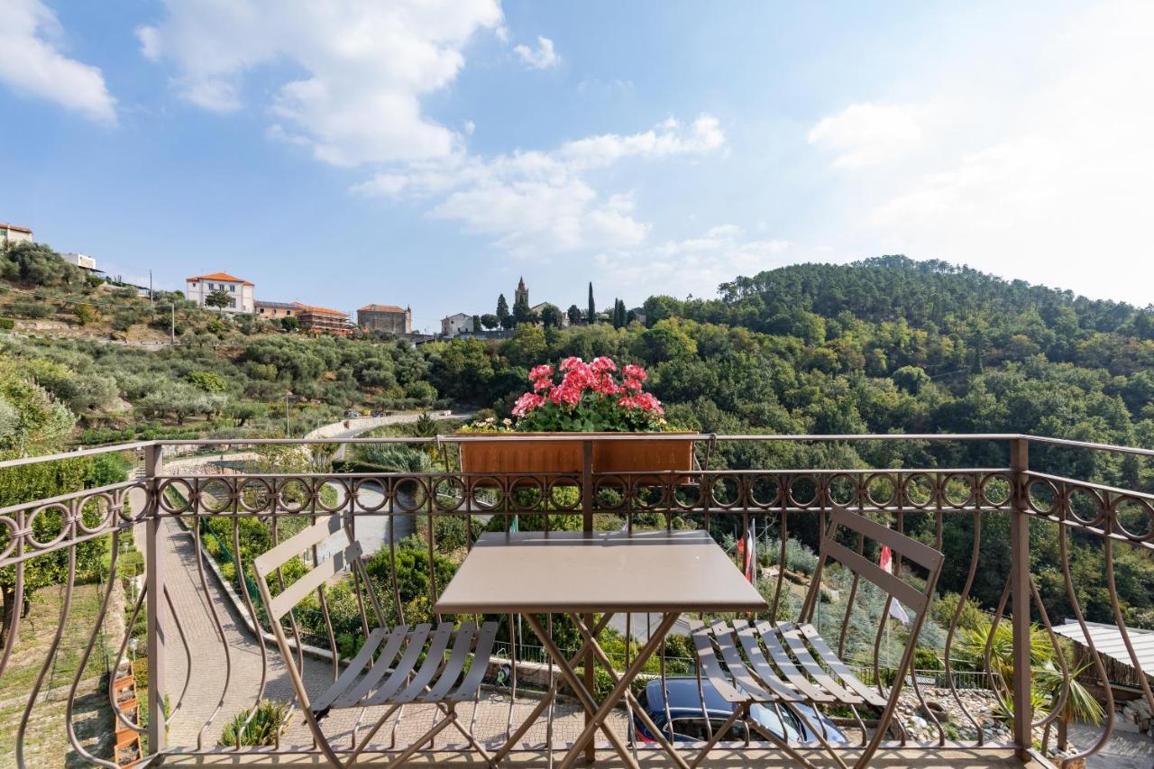 Residence Villa Il Casale - Appartamenti Wellness E Piscina Riscaldata Tovo San Giacomo Exterior photo
