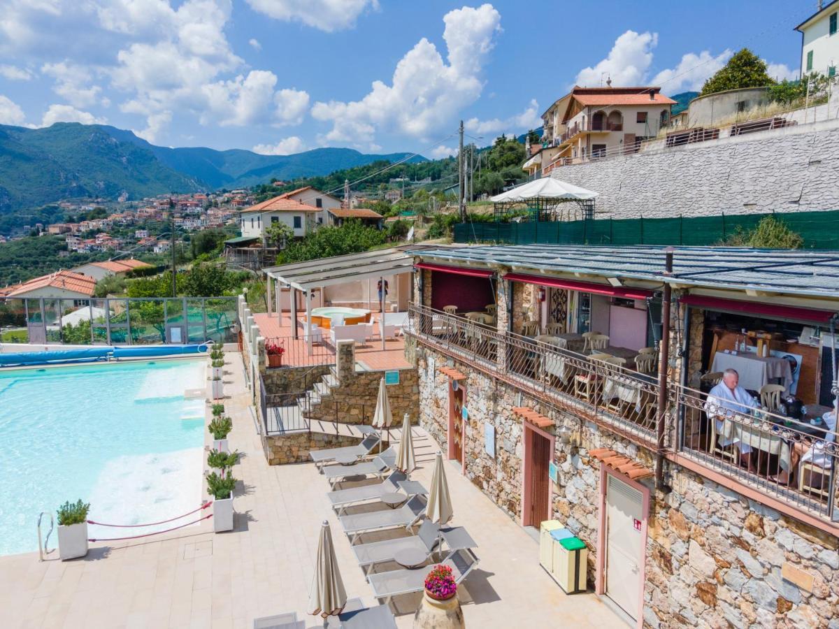 Residence Villa Il Casale - Appartamenti Wellness E Piscina Riscaldata Tovo San Giacomo Exterior photo